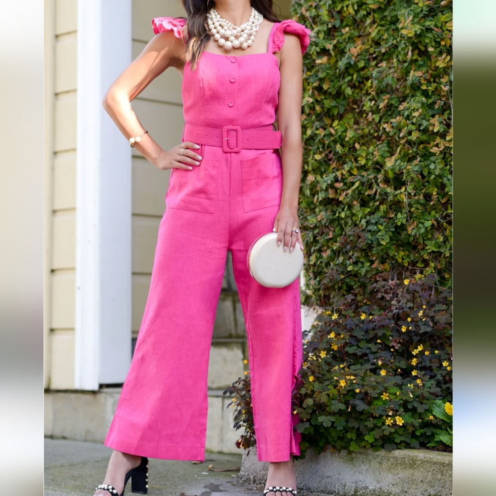 L'ATISTE Pink One Piece Wide Leg Ruffle Sleeve Jumpsuit Size Small (No Belt)
